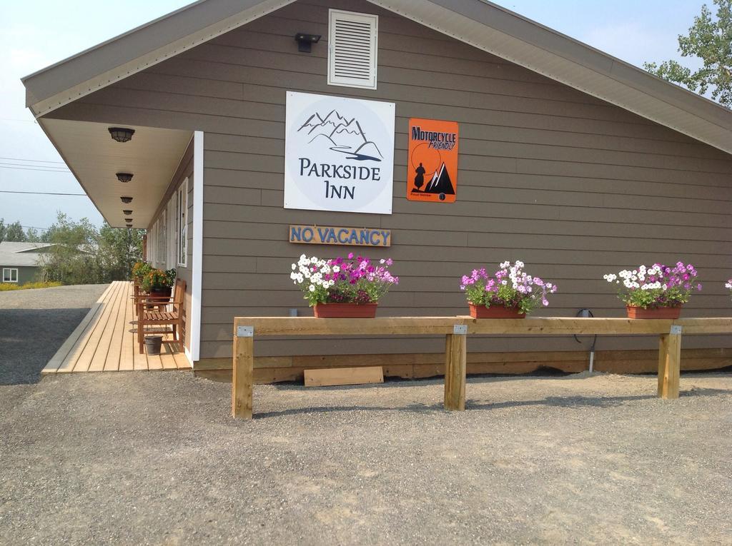 Parkside Inn Haines Junction Eksteriør bilde